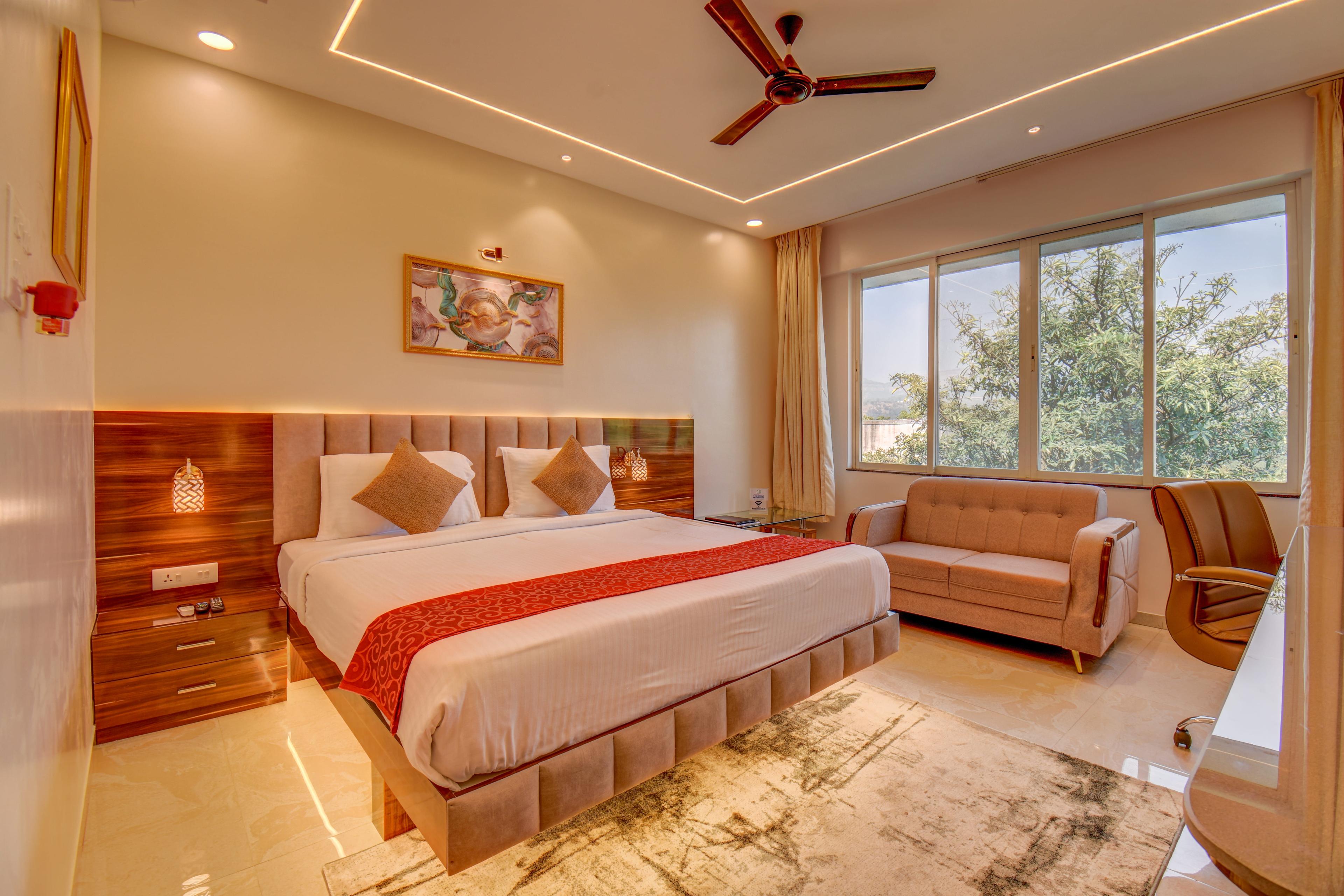 Luxury Room